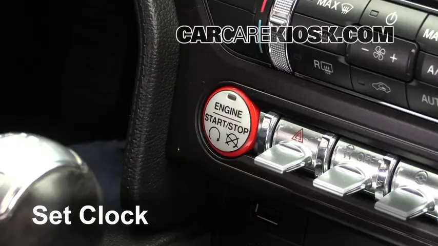 2017 Ford Mustang GT 5.0L V8 Clock